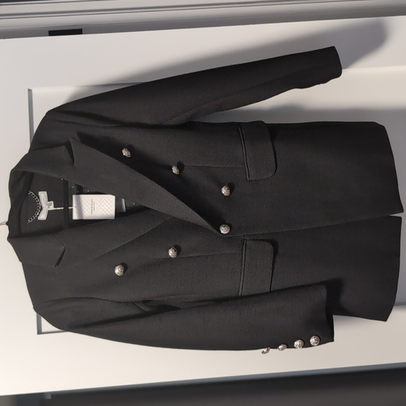 Belle & Bloom Camel or Black Blazer - Picture 4 of 16